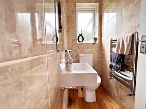 Cloakroom- click for photo gallery